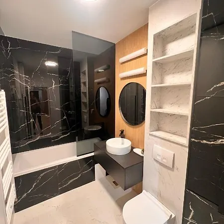 Rozelor 85 Apartment